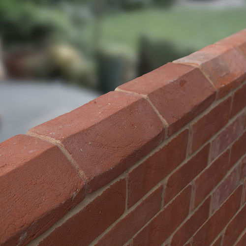 Wandmontierter Ziegel - PLINTH STRETCHER - Imperial Handmade brick - Spezial / gealtert / rot