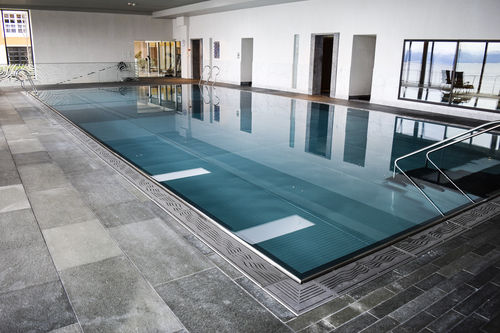 Überlaufschwimmbecken - HOTEL SOLSTRAND - BERNDORF METALL- UND BÄDERBAU GMBH - Hallen / für Außenbereich / für den Innenraum