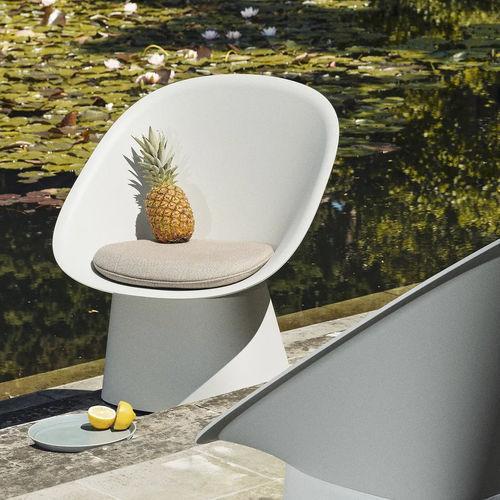 Moderner Sessel - Sensu - TOOU - Sunbrella® / Kunststoff / mit abnehmbarem Kissen