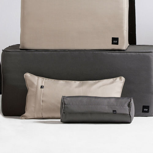 Kissen für Sofas - NOODLE - https://www.vetsak.com - Außen / einfarbig / Stoff