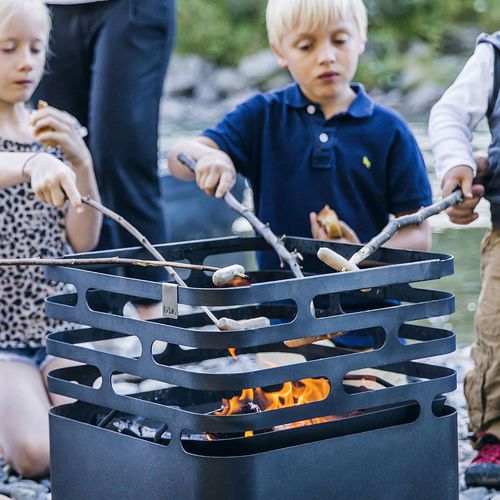 Holz-Gartengrill - CUBE - HÖFATS - freistehend / Edelstahl