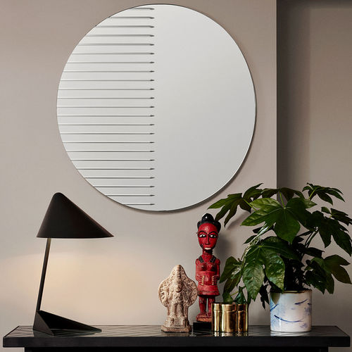 Wandmontierter Spiegel - MASQUERADE - Warm  Nordic - modern / rund / für Wohnzimmer