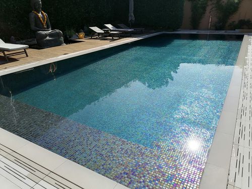 Schwimmbecken / Schalung Polymer - 15x5 - Tilestone Pools one piece tiled pools - Platten / Überlauf / maßgefertigt