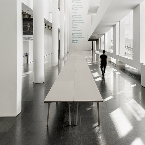 Klapptisch - XL6 - Zown - modern / HDPE / Gestell aus pulverbeschichtetem Stahl