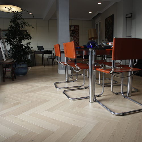 Mehrschichtparkett - HERINGBONE BIANCA - SURCO interiors - Eiche / Fischgrät / mit Naturöl geölt