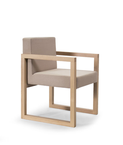 Moderner Stuhl - CUBIKA - Casual Home & Contract - für den Innenraum / Stoff / Esche