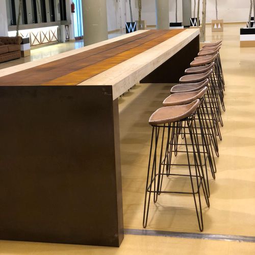 Moderner Tisch - SUPER MAY - Casual Home & Contract - Eiche / Massivholz / Buche