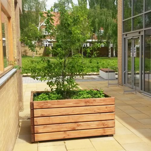Holz-Pflanzkübel - SPRINGWELL - Bailey streetscene - quadratisch / klassisch / für öffentliche Bereiche