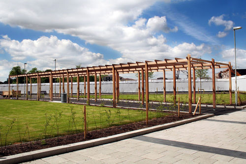 Selbsttragende Pergola - SPG319 - LANGLEY DESIGN - Holz / galvanisiertem Stahl / für öffentliche Bereiche