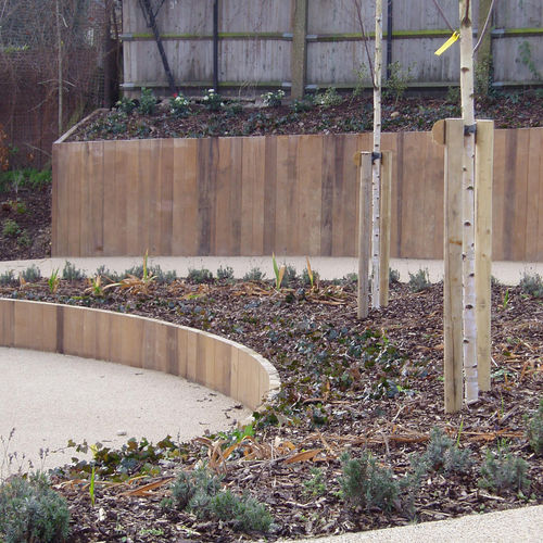 Holz-Stützmauer - RETAINING WALL - Woodscape. - modular / für Gartenzäune
