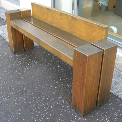 Moderne Bank für den öffentlichen Raum - TYPE 5 - Woodscape. - Holz / mit Rückenlehne / FSC-zertifiziert