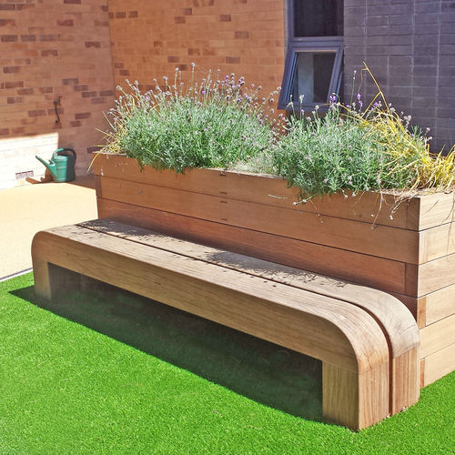 Moderne Bank für den öffentlichen Raum - TYPE 9 - Woodscape. - Holz / FSC-zertifiziert / nachhaltig