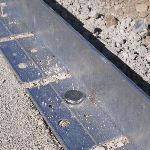 Randstein für Garten - BORDALU100 - TOLTEX - Aluminium / für professionellen Einsatz / linear