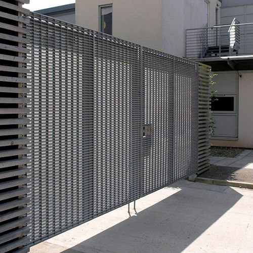 Lamellenzaun - DELTABOX  - LANG AND FULTON - für öffentliche Bereiche / für Industrieanwendungen / galvanisiertem Stahl