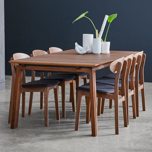 Moderner Esstisch - BIG - PBJ Design House - Eiche / Nussbaum / Massivholz
