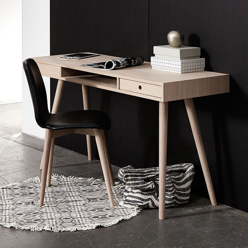 Moderner Schreibtisch - CLASSIC - PBJ Design House - Eiche / Nussbaum / Massivholz