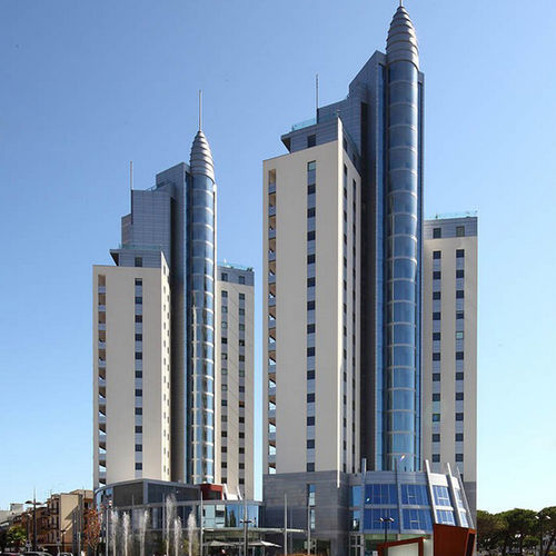Paneel-Fassadenverkleidung - LE TORRI DI JESOLO - ALUCOBOND - Aluminium / Verbundwerkstoff / zum Einrasten