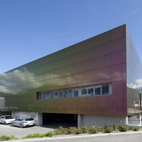Paneel-Fassadenverkleidung - COOP SHOPPING CENTRE - ALUCOBOND - Aluminium / Verbundwerkstoff / zum Einrasten