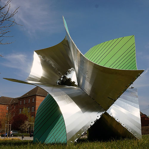 Karton-Skulptur - TECHNOID TOWER - ALUCOBOND - Verbundwerkstoff / Aluminium / für Außenbereich