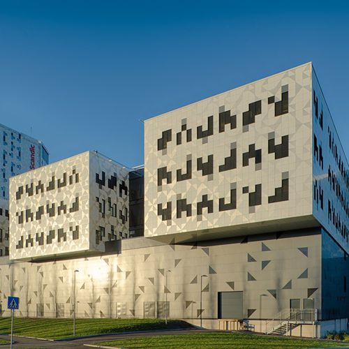 Paneel-Fassadenverkleidung - SCANDIC HOTEL TRONDHEIM - ALUCOBOND - Aluminium / Verbundwerkstoff / zum Einrasten