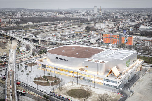 Aluminium-Verblendplatte - ADIDAS ARENA - ALUCOBOND - für Fassaden / gebürstet / Natur