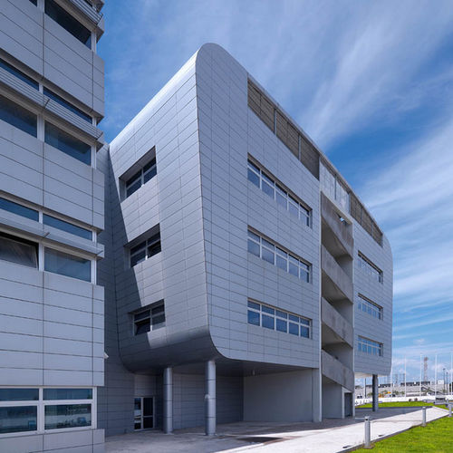 Paneel-Fassadenverkleidung - NATO JFC HEADQUARTERS - ALUCOBOND - Aluminium / Verbundwerkstoff / zum Einrasten
