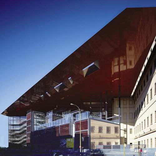Kassetten-Fassadenverkleidung - MUSEUM REINA SOFIA - ALUCOBOND - Verbundwerkstoff / Aluminium / zum Einrasten