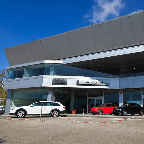 Paneel-Fassadenverkleidung - AUDI AUTO M - ALUCOBOND - Aluminium / Verbundwerkstoff / zum Einrasten