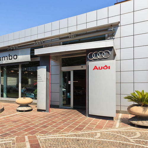 Paneel-Fassadenverkleidung - AUDI PALUMBO - ALUCOBOND - Aluminium / Verbundwerkstoff / zum Einrasten