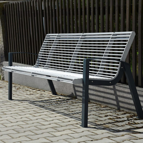 Moderne Bank für den öffentlichen Raum - BABIA - GreenBlue Urban Ltd - Metall / mit Rückenlehne