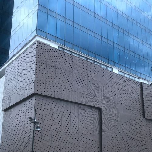 Folie-Fassadenverkleidung - MCT-004 - M-City Aluminum Co., Ltd. - Aluminium / perforiert / Metalloptik