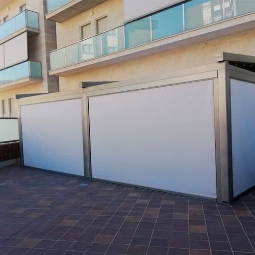 Stoffjalousie - QATIF - Sahara Pergolas - Aluminium / für Außenbereich / für Gewerbegebrauch