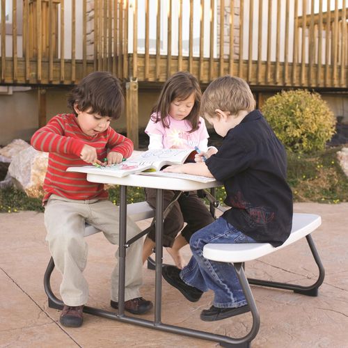 Moderner Picknicktisch - 80094G - Lifetime - HDPE / Gestell aus heißlackiertem Stahl / rechteckig