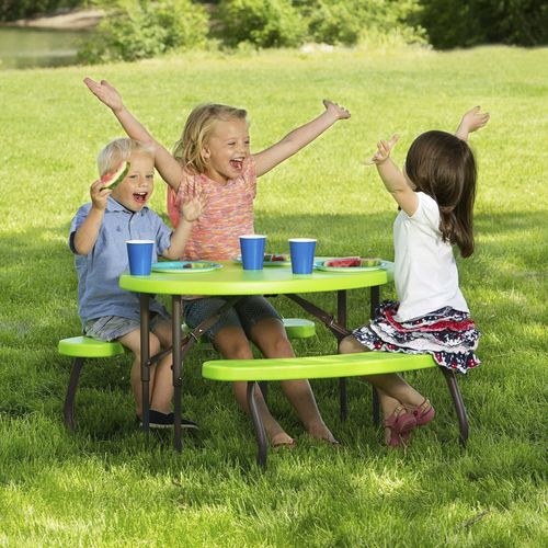 Moderner Picknicktisch - 60132 - Lifetime - HDPE / Gestell aus heißlackiertem Stahl / oval