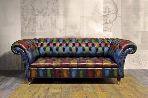 Chesterfield-Sofa - BUCKINGHAM - Harleq - Leder / mehrfarbig / Laubholz