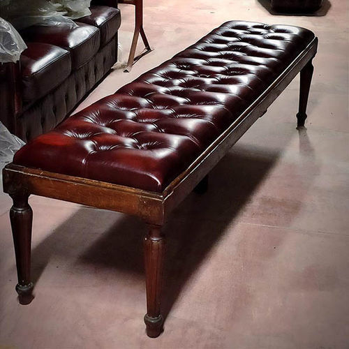 Chesterfield-Bank - Harleq - Holz / Leder / ohne Rückenlehne