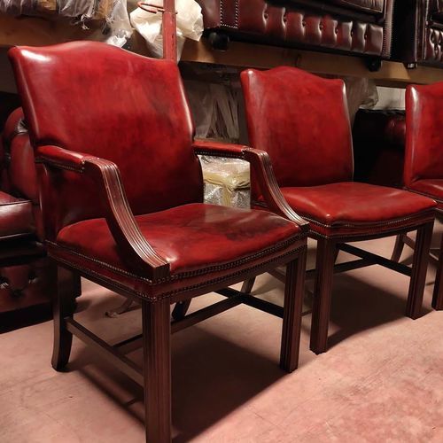 Klassischer Stuhl - VINTAGE  - Harleq - für den Innenraum / Leder / Gestell aus Holz