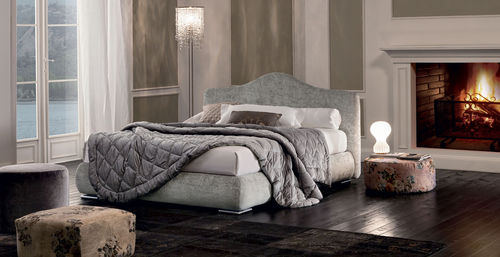Doppelbett - LUXURY - OGGIONI - klassisch / Polster / Kopfteil