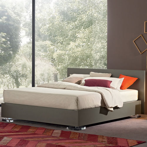 Doppelbett - VALDO - OGGIONI - modern / Kopfteil / Bettkasten