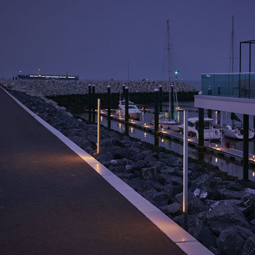 Moderner Leuchtpoller - MIRROR - pvd concept - Edelstahl / LED / IP67