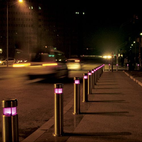 Moderner Leuchtpoller - ILOTUS - BSI LIGHTING TECHNOLOGIES INC. - Edelstahl / PMMA / LED