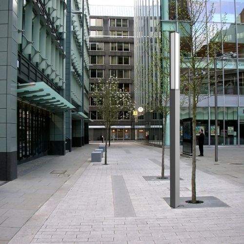Moderne Leuchtsäule - SQ SMART - BSI LIGHTING TECHNOLOGIES INC. - Edelstahl / Aluminiumguss / extrudiertes Aluminium