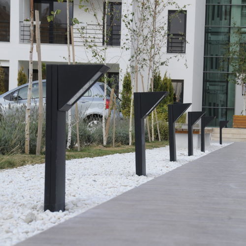 Leuchtpoller für Garten - IPARK - BSI LIGHTING TECHNOLOGIES INC. - modern / Edelstahl / Aluminiumguss