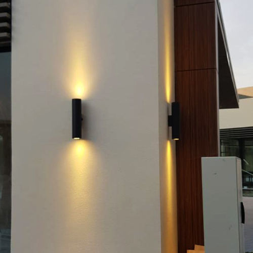 Moderne Wandleuchte - ITUBO - BSI LIGHTING TECHNOLOGIES INC. - für den Innenraum / Vorderseite aus Hartglas / Aluminiumguss