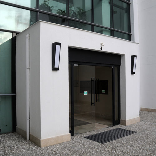 Moderne Wandleuchte - IPARK - BSI LIGHTING TECHNOLOGIES INC. - für Garten / Aluminiumguss / Edelstahl