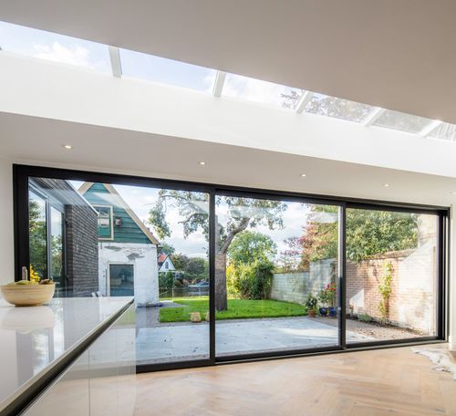 Glasschiebetür - ULTRAGLIDE MAX LIGHT - Aliplast - Aluminium / mit Dreifachverglasung / wärmeisoliert
