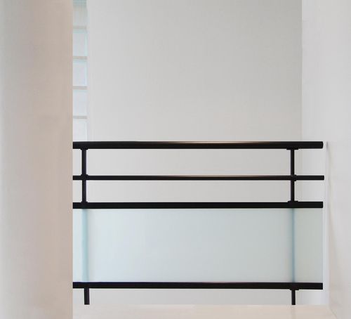 Aluminium-Geländer - MACASSAR - Aliplast - Glasplatten / mit Stangen / für Außenbereich