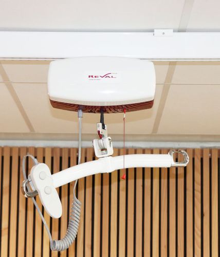 Manueller Patientenlifter - TRANSACTIVE - France REVAL - elektrisch / schienenmontiert / für Erwachsene