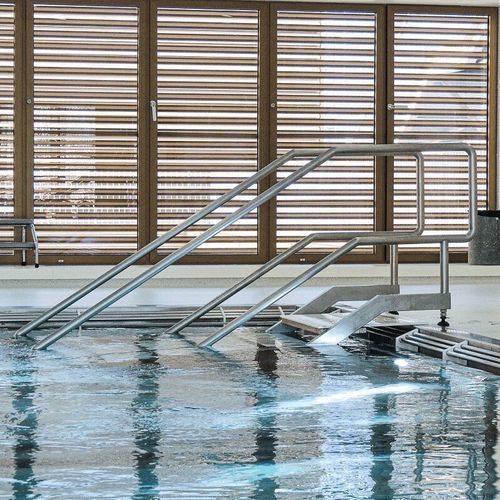 Kunststoff-Schwimmbadtreppe - France REVAL - Edelstahl / mit Rutschhemmer