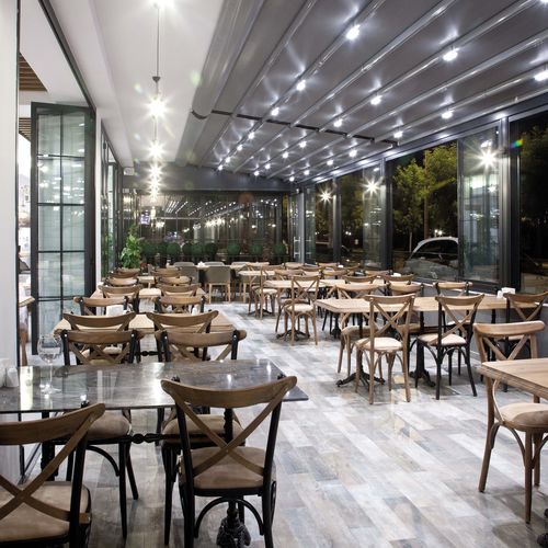 Moderne Tisch- und Stuhlkombination - Tugra Mobilya - Holz / für Restaurants